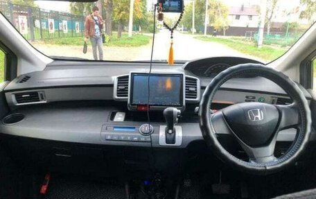 Honda Freed I, 2012 год, 1 300 000 рублей, 3 фотография