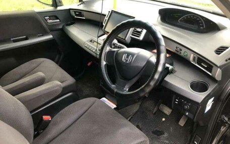 Honda Freed I, 2012 год, 1 300 000 рублей, 6 фотография