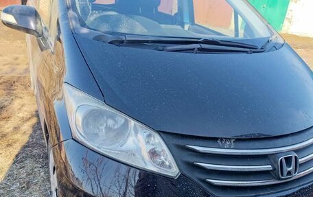 Honda Freed I, 2012 год, 1 300 000 рублей, 14 фотография