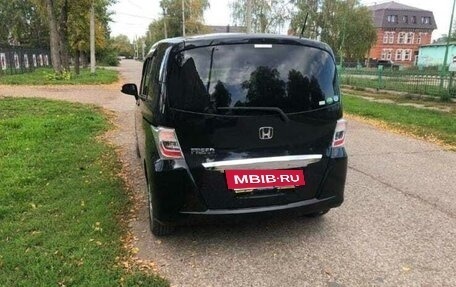 Honda Freed I, 2012 год, 1 300 000 рублей, 5 фотография