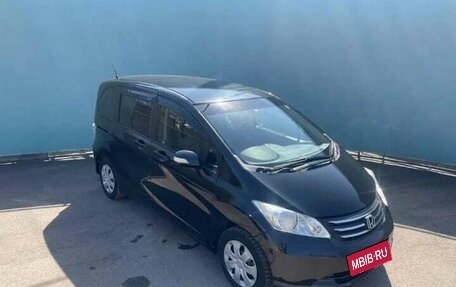 Honda Freed I, 2012 год, 1 300 000 рублей, 17 фотография