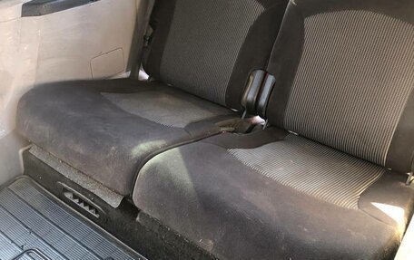 Mitsubishi Grandis, 2007 год, 850 000 рублей, 8 фотография