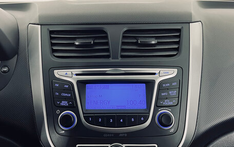 Hyundai Solaris II рестайлинг, 2014 год, 1 050 000 рублей, 14 фотография