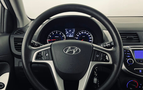 Hyundai Solaris II рестайлинг, 2014 год, 1 050 000 рублей, 12 фотография