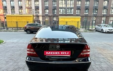 Mercedes-Benz C-Класс, 2006 год, 1 050 000 рублей, 11 фотография