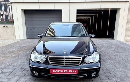 Mercedes-Benz C-Класс, 2006 год, 1 050 000 рублей, 3 фотография