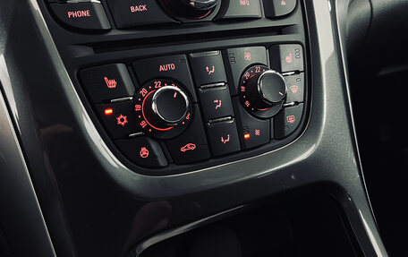 Opel Astra J, 2013 год, 1 100 000 рублей, 15 фотография