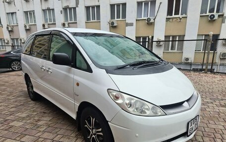 Toyota Estima III рестайлинг -2, 2002 год, 700 000 рублей, 3 фотография