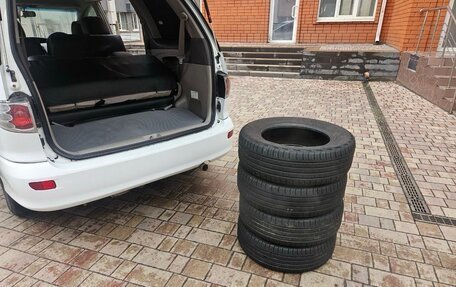 Toyota Estima III рестайлинг -2, 2002 год, 700 000 рублей, 12 фотография