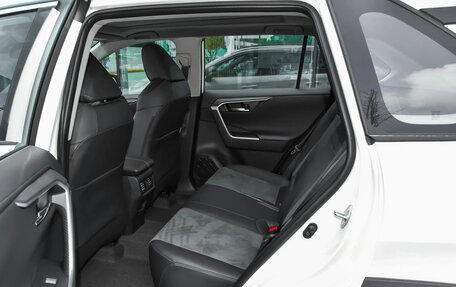 Toyota RAV4, 2025 год, 2 820 000 рублей, 17 фотография