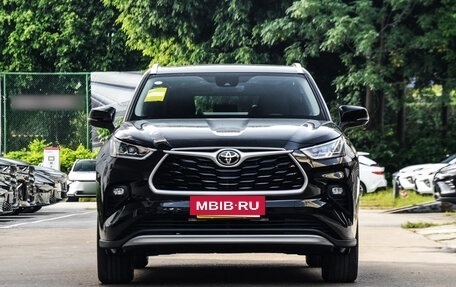 Toyota Highlander, 2025 год, 4 950 000 рублей, 3 фотография