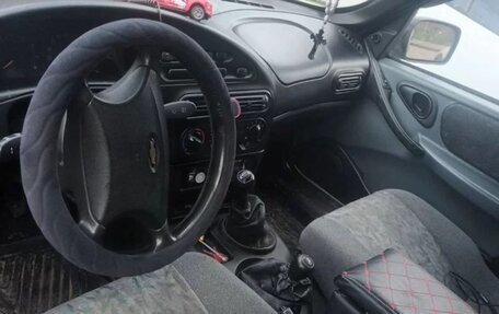 Chevrolet Niva I рестайлинг, 2003 год, 130 000 рублей, 1 фотография