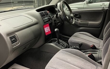 Suzuki Escudo III, 2002 год, 900 000 рублей, 9 фотография