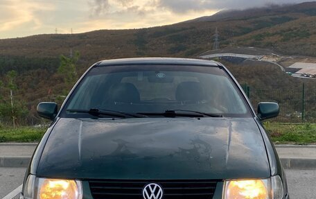 Volkswagen Polo III рестайлинг, 1997 год, 230 000 рублей, 2 фотография