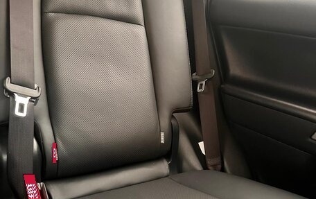 Toyota Land Cruiser Prado 150 рестайлинг 2, 2020 год, 7 000 000 рублей, 3 фотография