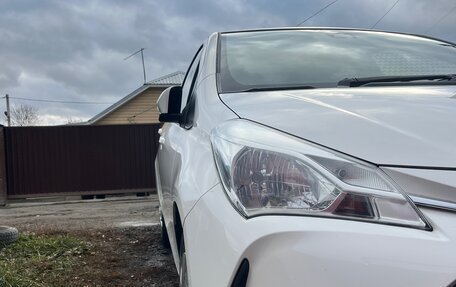 Toyota Vitz, 2018 год, 990 000 рублей, 4 фотография