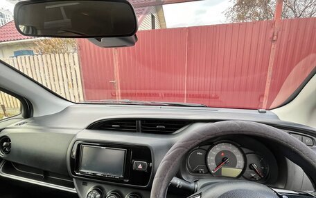 Toyota Vitz, 2018 год, 990 000 рублей, 11 фотография