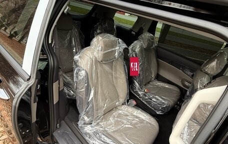 KIA Carnival, 2025 год, 9 900 000 рублей, 23 фотография