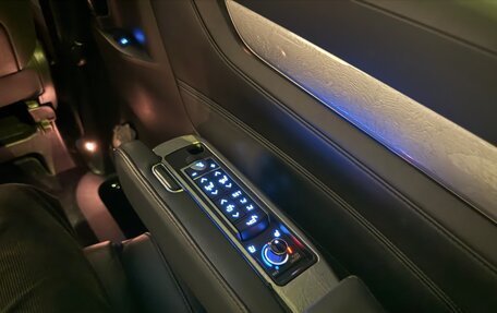 Toyota Alphard III, 2019 год, 6 100 000 рублей, 11 фотография