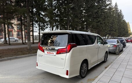 Toyota Alphard III, 2019 год, 6 100 000 рублей, 26 фотография