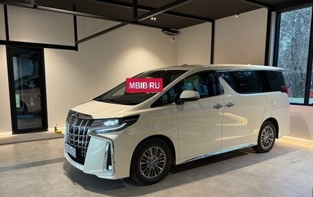Toyota Alphard III, 2019 год, 6 100 000 рублей, 19 фотография