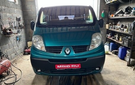 Renault Trafic, 2010 год, 1 430 000 рублей, 1 фотография