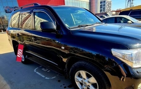 Toyota Land Cruiser 200, 2010 год, 2 600 000 рублей, 6 фотография