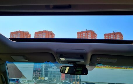 Toyota Land Cruiser 200, 2010 год, 2 600 000 рублей, 16 фотография