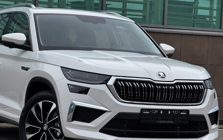 Skoda Kodiaq I, 2025 год, 4 600 000 рублей, 12 фотография