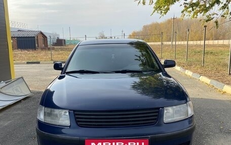 Volkswagen Passat B5+ рестайлинг, 1997 год, 440 000 рублей, 3 фотография
