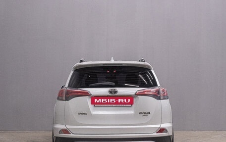 Toyota RAV4, 2019 год, 3 019 000 рублей, 5 фотография