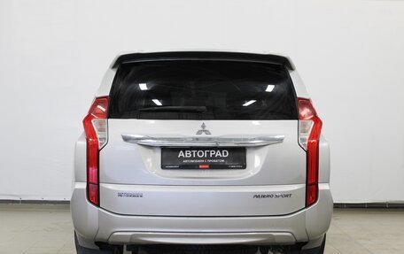 Mitsubishi Pajero Sport III рестайлинг, 2019 год, 2 720 000 рублей, 5 фотография