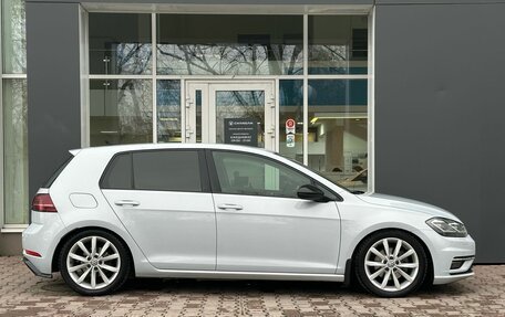 Volkswagen Golf VII, 2018 год, 1 949 000 рублей, 6 фотография