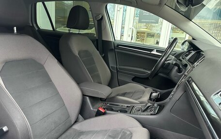 Volkswagen Golf VII, 2018 год, 1 949 000 рублей, 8 фотография