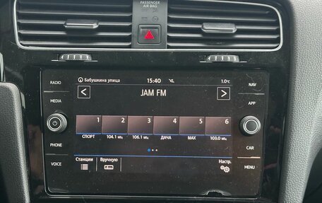 Volkswagen Golf VII, 2018 год, 1 949 000 рублей, 15 фотография