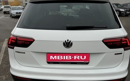 Volkswagen Tiguan II, 2019 год, 2 550 000 рублей, 3 фотография