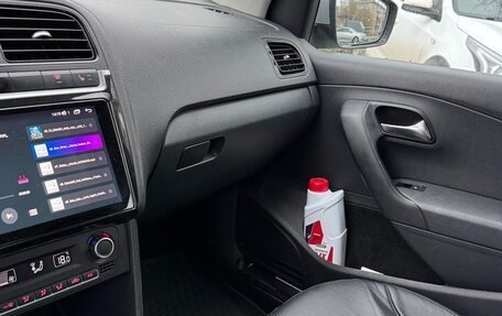 Volkswagen Polo VI (EU Market), 2015 год, 800 000 рублей, 13 фотография