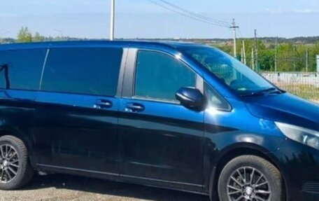 Mercedes-Benz V-Класс, 2017 год, 2 400 000 рублей, 5 фотография