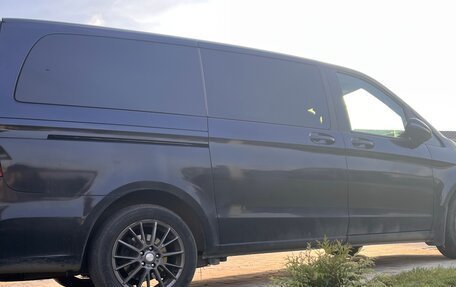 Mercedes-Benz V-Класс, 2017 год, 2 400 000 рублей, 3 фотография