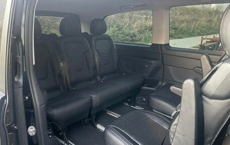 Mercedes-Benz V-Класс, 2017 год, 2 400 000 рублей, 7 фотография