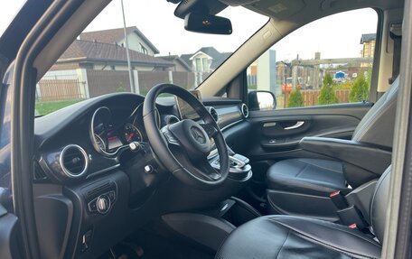 Mercedes-Benz V-Класс, 2017 год, 2 400 000 рублей, 8 фотография