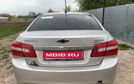 Chevrolet Cruze II, 2011 год, 380 000 рублей, 3 фотография