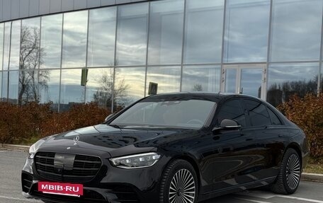 Mercedes-Benz S-Класс, 2024 год, 16 000 000 рублей, 3 фотография