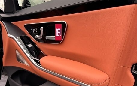 Mercedes-Benz S-Класс, 2024 год, 16 000 000 рублей, 26 фотография