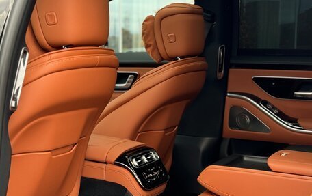 Mercedes-Benz S-Класс, 2024 год, 16 000 000 рублей, 35 фотография