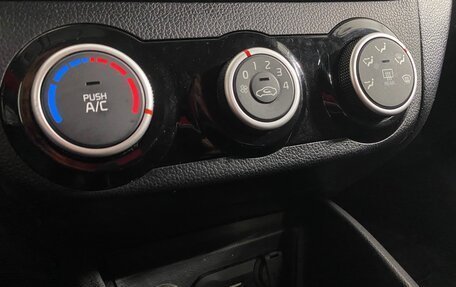 KIA Rio III рестайлинг, 2017 год, 997 000 рублей, 14 фотография