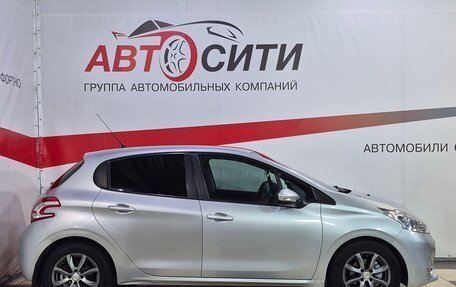 Peugeot 208 II, 2013 год, 649 900 рублей, 8 фотография