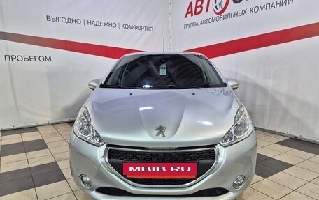 Peugeot 208 II, 2013 год, 649 900 рублей, 2 фотография
