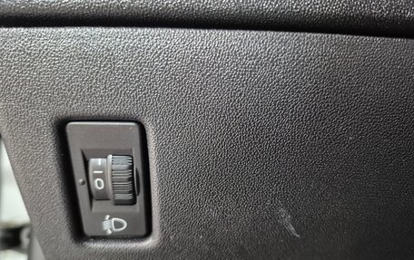 Peugeot 208 II, 2013 год, 649 900 рублей, 18 фотография