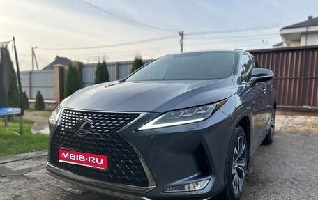 Lexus RX IV рестайлинг, 2020 год, 5 000 000 рублей, 1 фотография